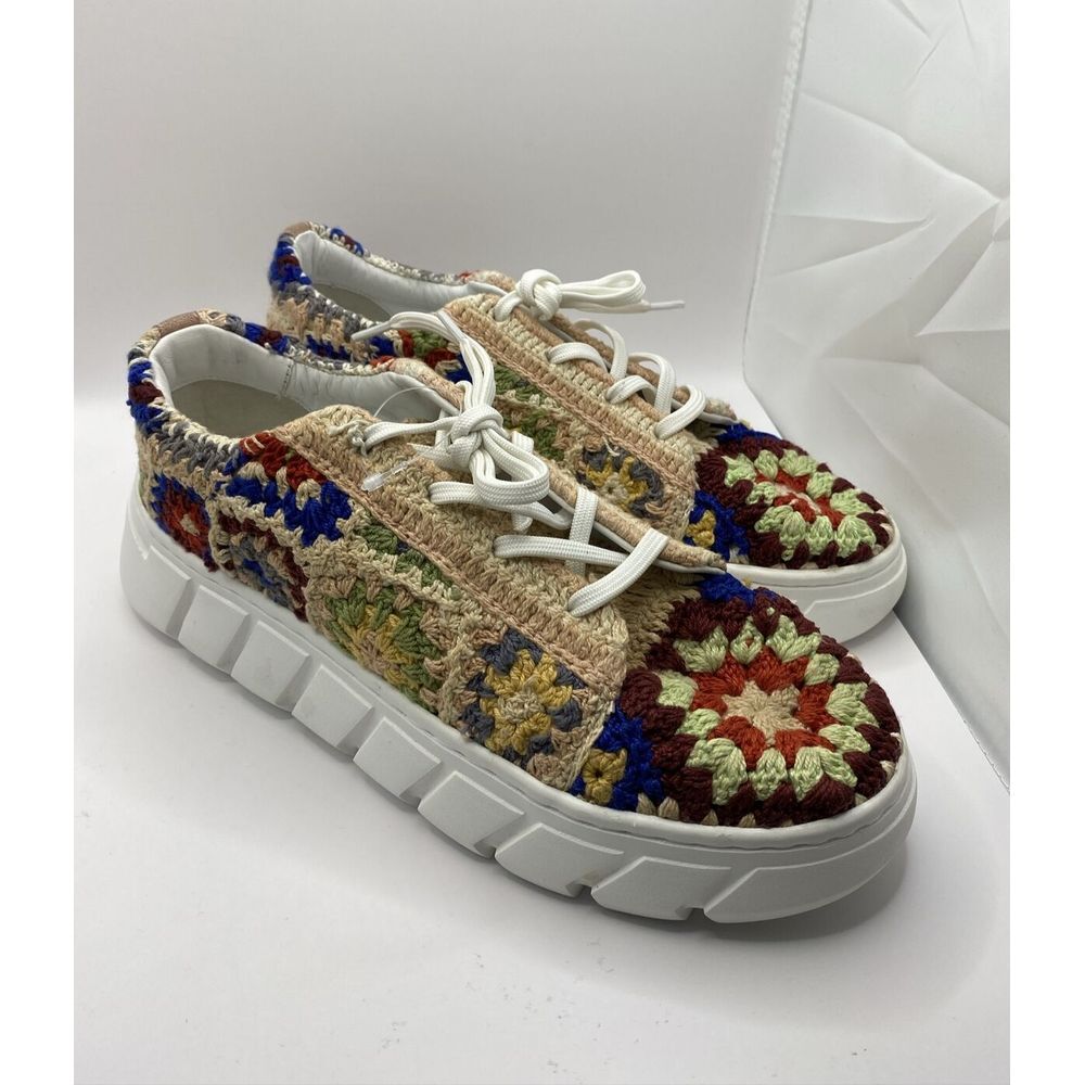 Free People‎ Catch Me If You Can Crochet Sneakers Sz 39 US W 8